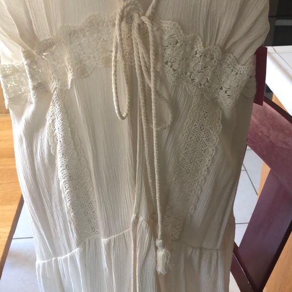 Wrap, cream colored, ties in the front - Picture 3 of 6